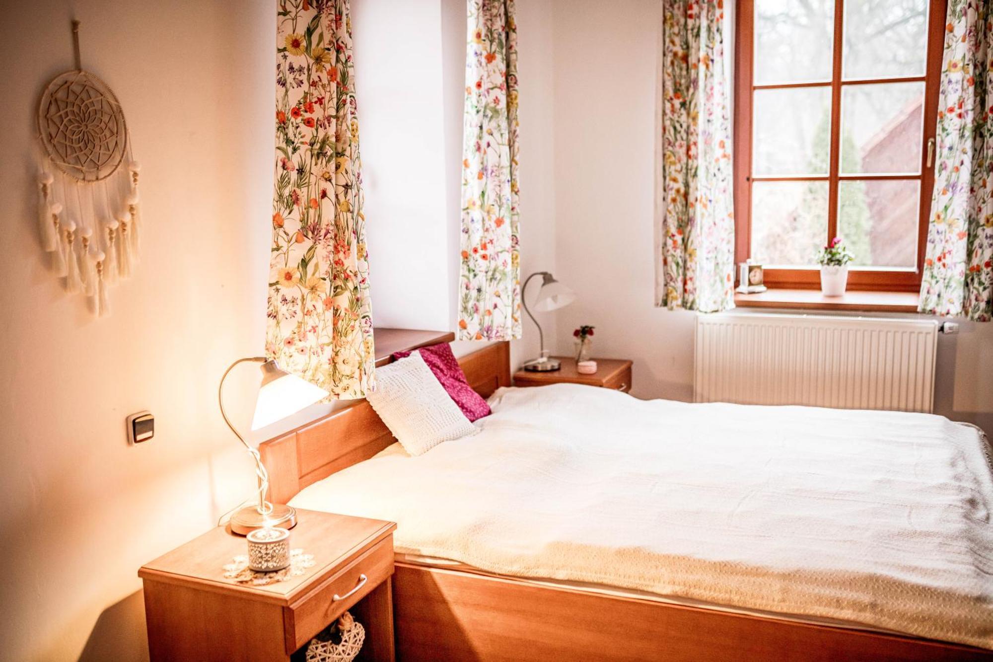 Mlyn Mitrovice Hotel พริบรัม ภายนอก รูปภาพ